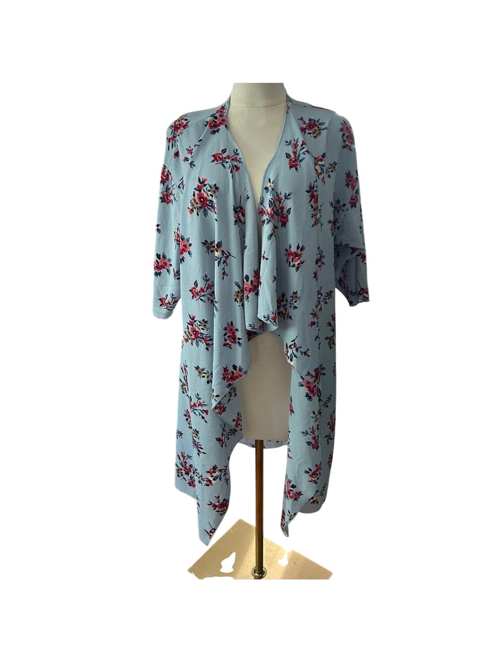 Lularoe Kimono size medium